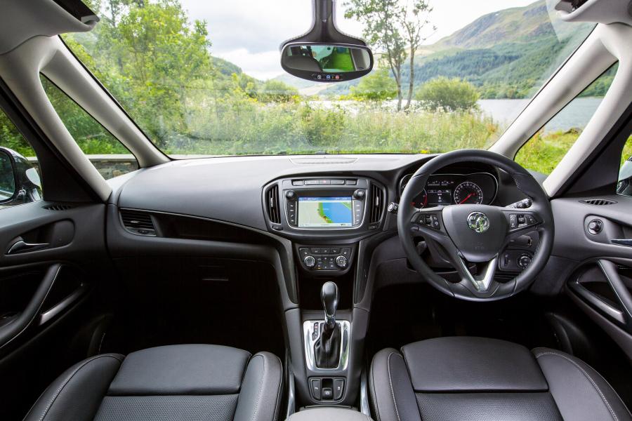 Торпедо Vauxhall Zafira Tourer 2016 года  (фото 13 из 32)